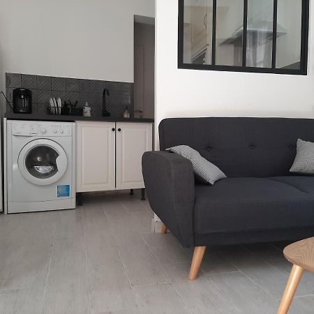 Ferienwohnung Laetitia Et Yaniv Dagon Elne Exterior foto