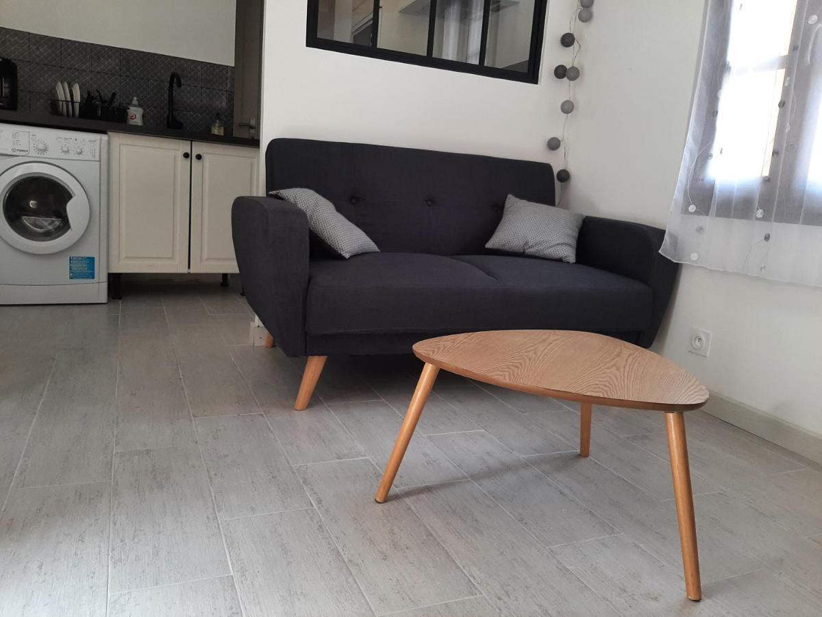 Ferienwohnung Laetitia Et Yaniv Dagon Elne Exterior foto