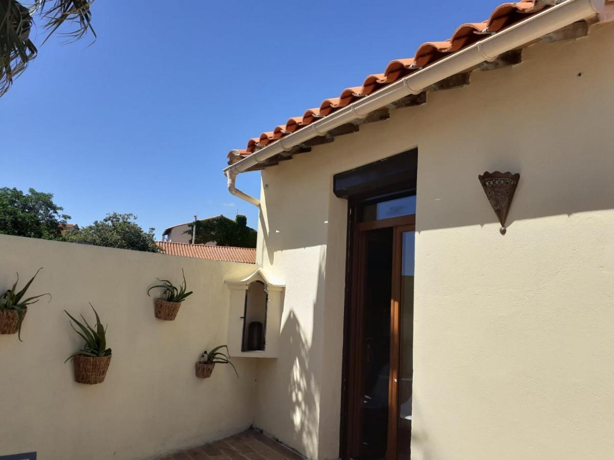 Ferienwohnung Laetitia Et Yaniv Dagon Elne Exterior foto